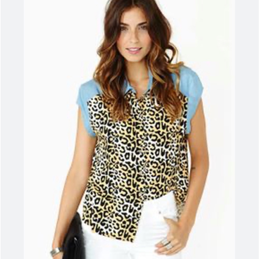 MinkPink leopard button up cheetah chambray sleeveless oversized size small NWOT